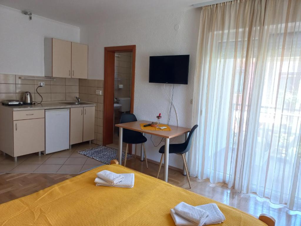 Kuchyň nebo kuchyňský kout v ubytování Villa Afrodita