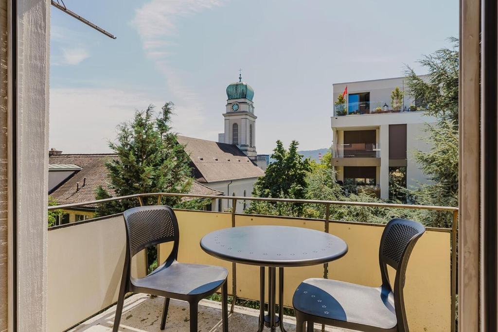 Saint Suite - Resim 11