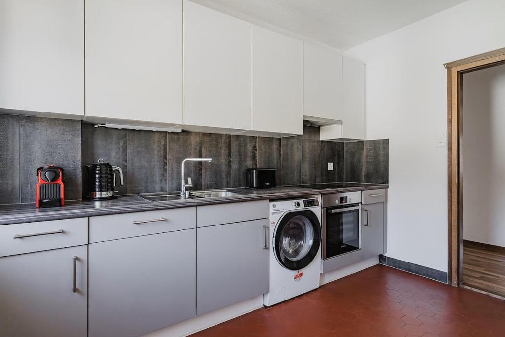 Saint Suite - Resim 8