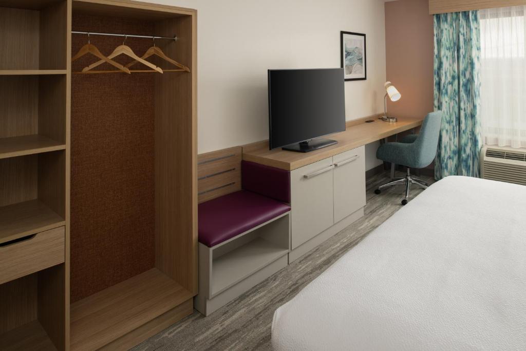 Hilton Garden Inn Tacoma Downtown - Kamer Met Kingsize Bed - Toegang Voor Gehoor