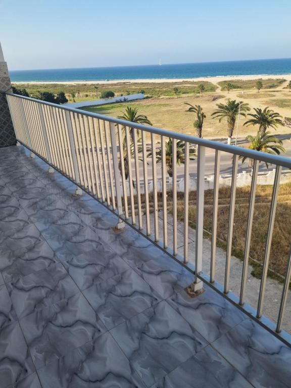 Balkón nebo terasa v ubytování Bel appartement face à la méditerranée