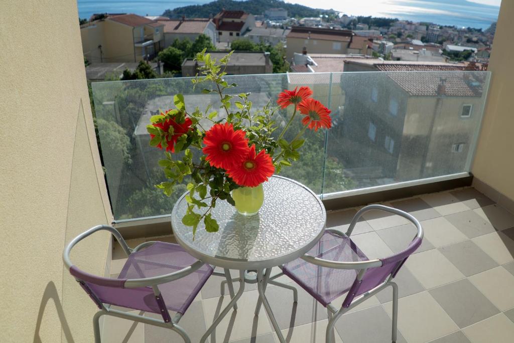 Balkón nebo terasa v ubytování Apartmani Ružica