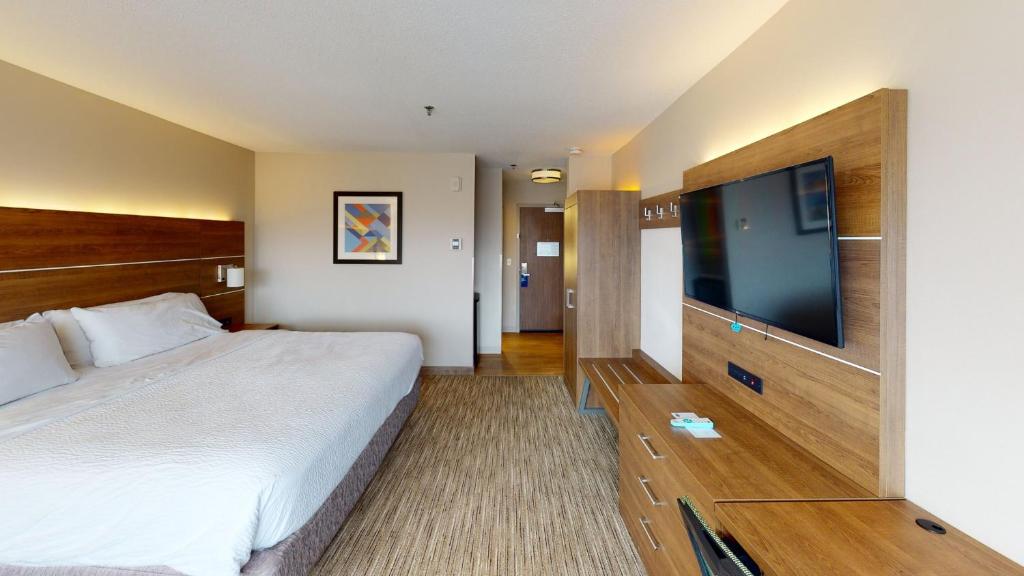 Holiday Inn Express South Burlington, an IHG Hotel - 