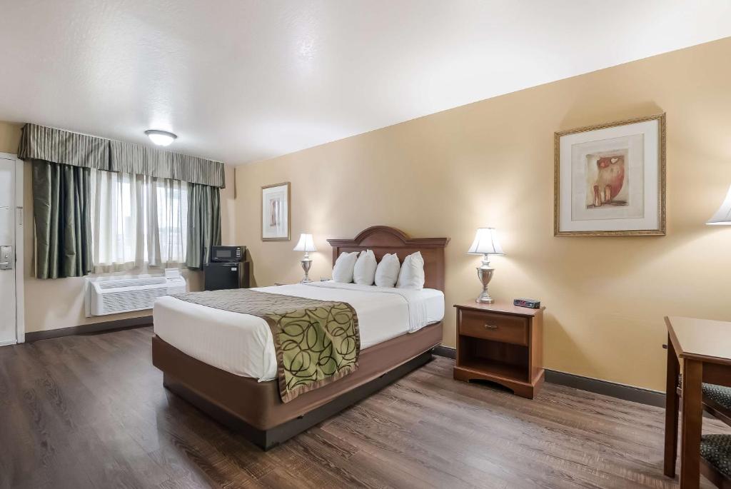 SureStay Hotel by Best Western Fernley photo