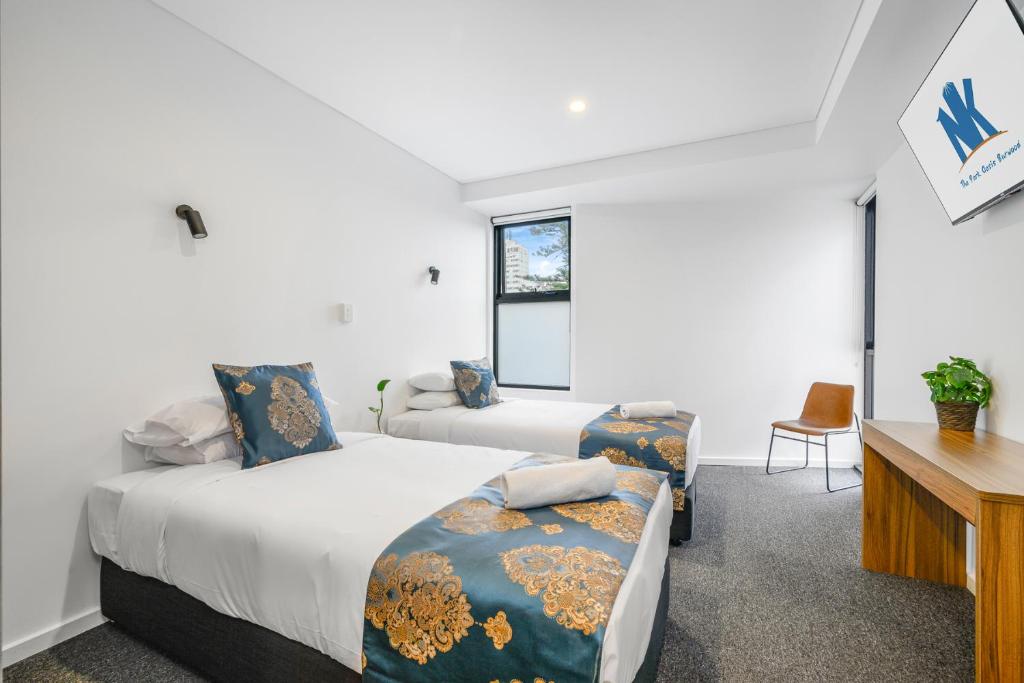 
Double or Twin Room with Private Bathroom
