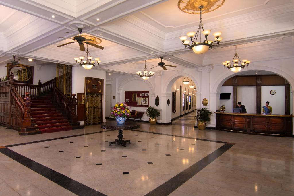 Vstupní hala nebo recepce v ubytování Queen's Hotel
