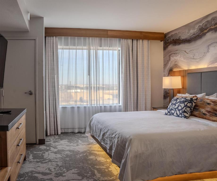 Holiday Inn Fort Worth North- Fossil Creek, an IHG Hotel - 