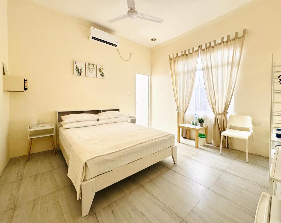 Three Hearts Guesthouse and Villas - 7