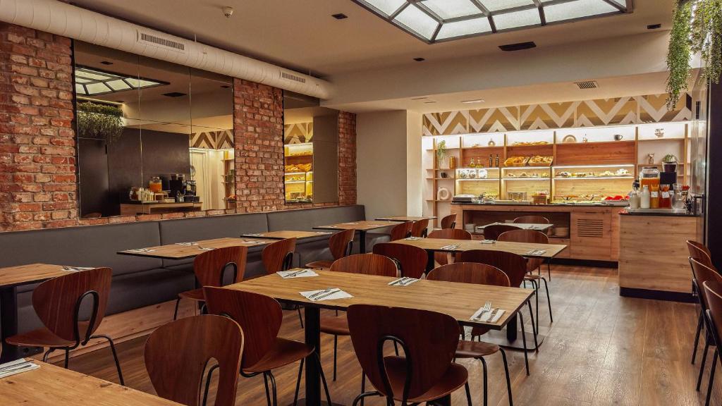 Petit Palace Chueca - Resim 4