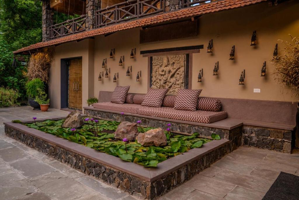 Zahrada ubytování Bamboo Grove Lodge, Bandhavgarh