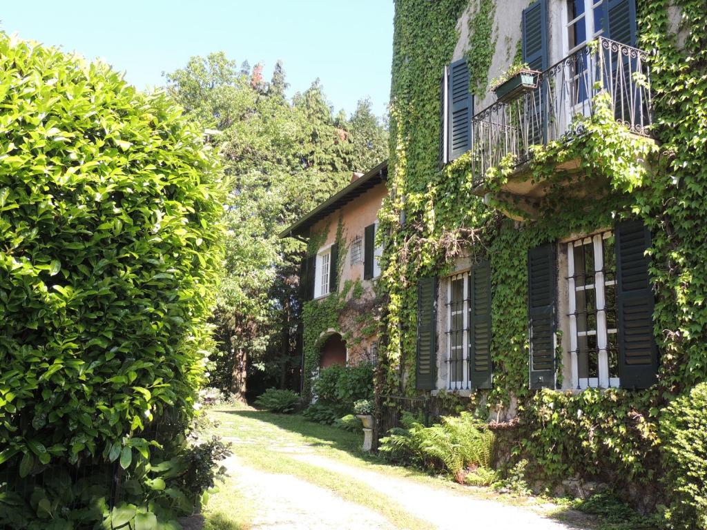 A garden outside Il Faggio Rosso