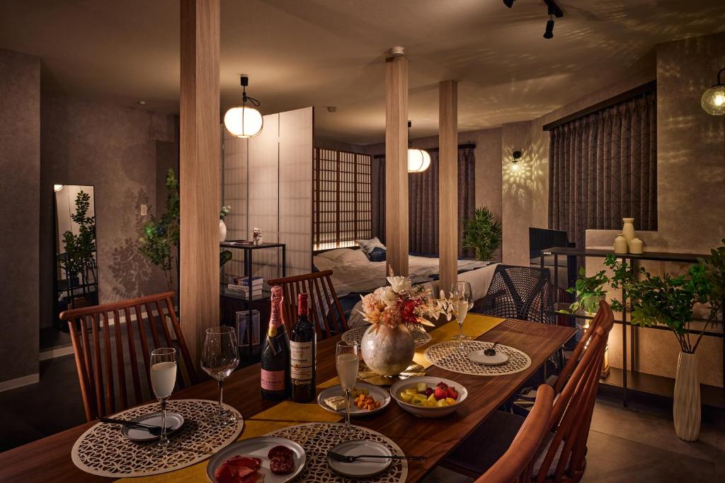 Nihonbashi Hamacho Hotel Fortuna, PH 50m2, 3min, 4pax