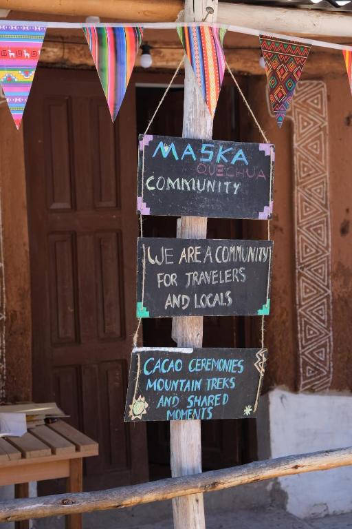 Certificato, attestato, insegna o altro documento esposto da Sacred Valley Mystic Tribe