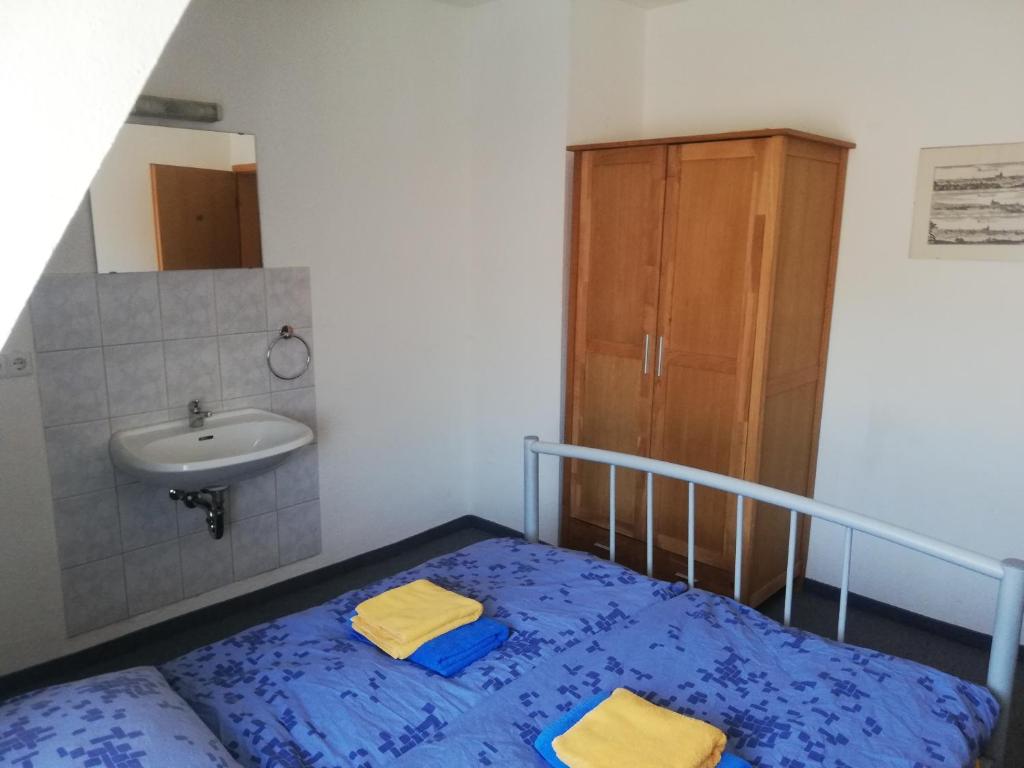 Gästehaus Heigeleshof - Double Room With Shared Bathroom