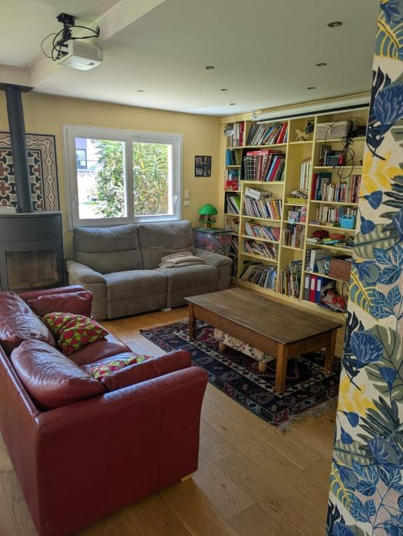 Photo de la galerie de l'établissement Villa du Grand Port, à Aix-les-Bains