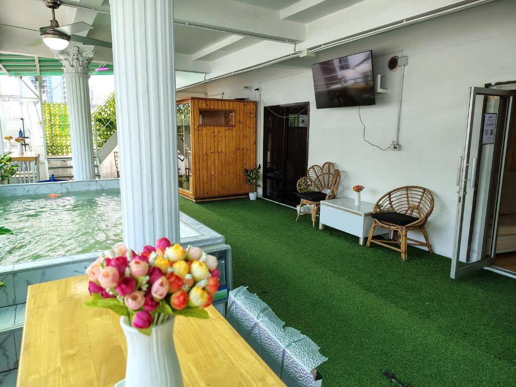 Priory Hillside Residence - Resim 25