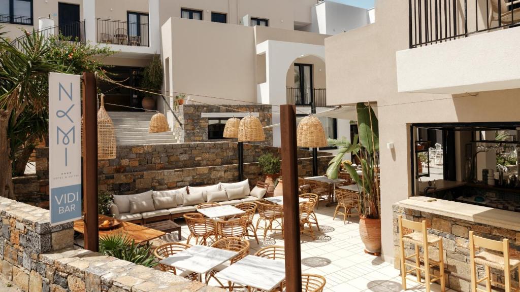 Posezení v ubytování Nami Hotel & Suites