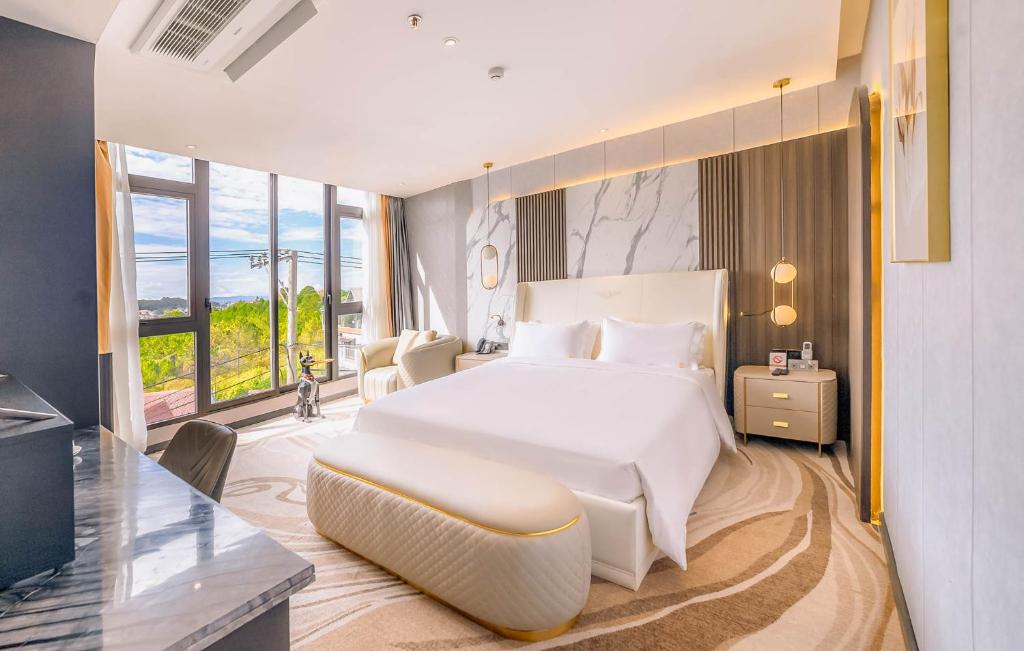 New Century Dalat Hotel - 1