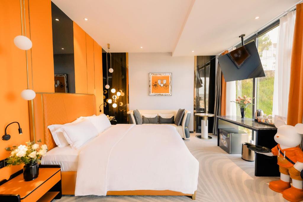 New Century Dalat Hotel - 3