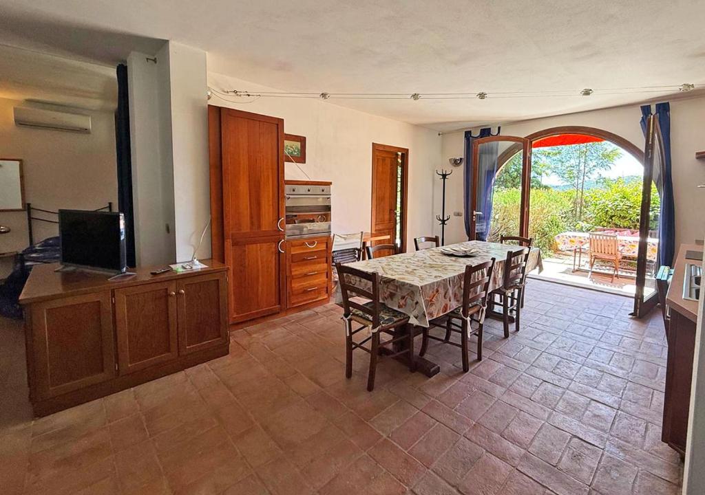 A kitchen or kitchenette at Casa Katia, Giuliana & Nami