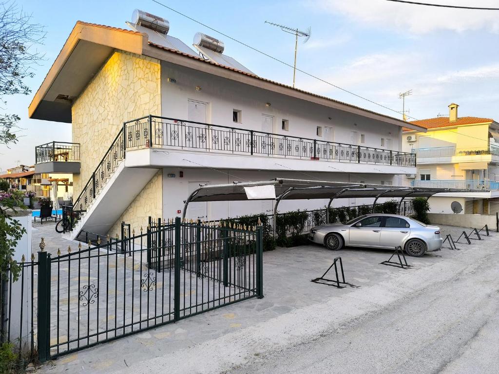 Budova, kde se aparthotel nachází