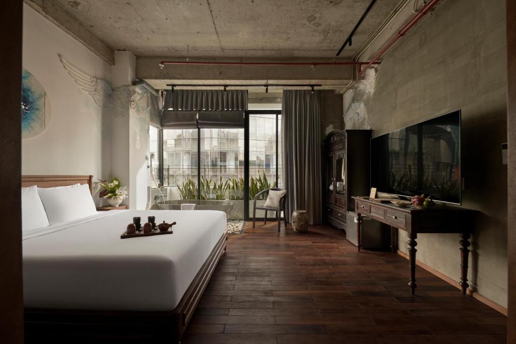 Artist Haven Room (City View)