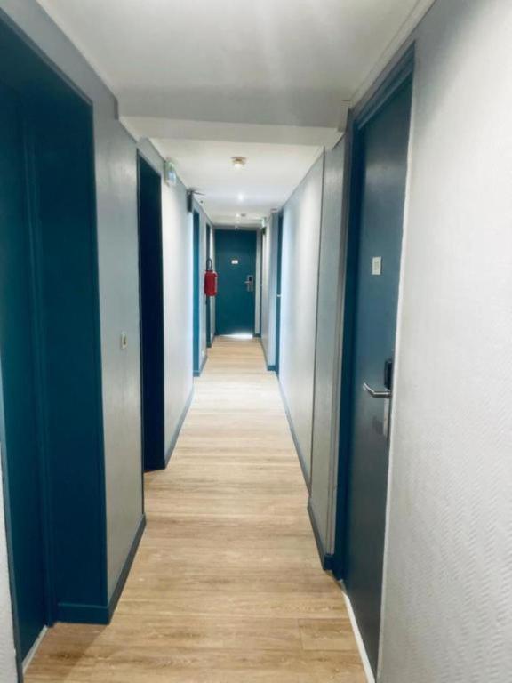 Hipotel Paris Gambetta République - Resim 13