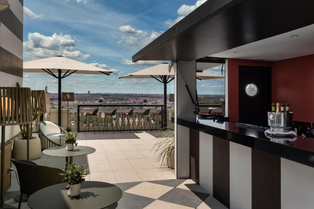 Catalonia Plaza España Hotel & Spa - Resim 11