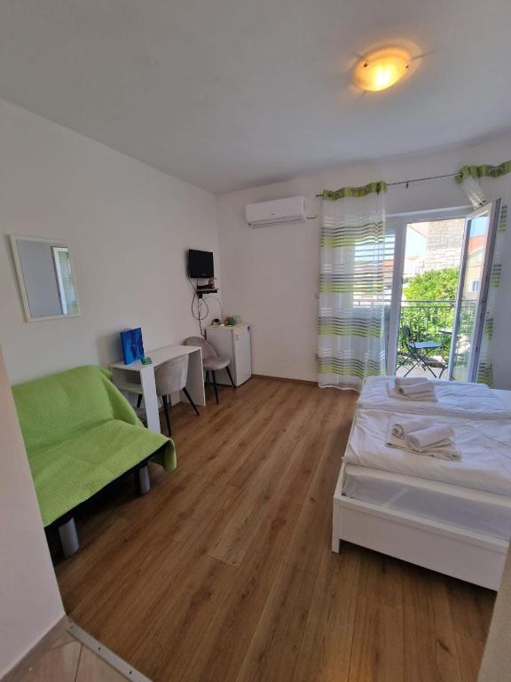 Postel nebo postele na pokoji v ubytování Pansion Braco