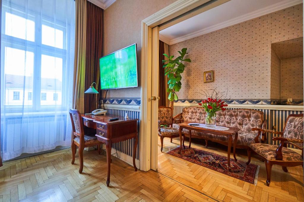 Pollera - Deluxe Double Room With Air-conditioning