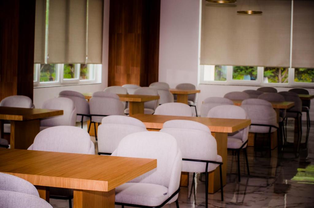Restaurace v ubytování Hotel ERALD
