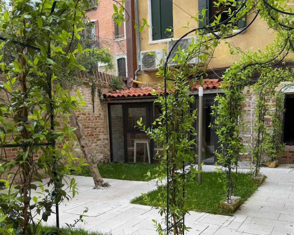 QN Apartments - Resim 29