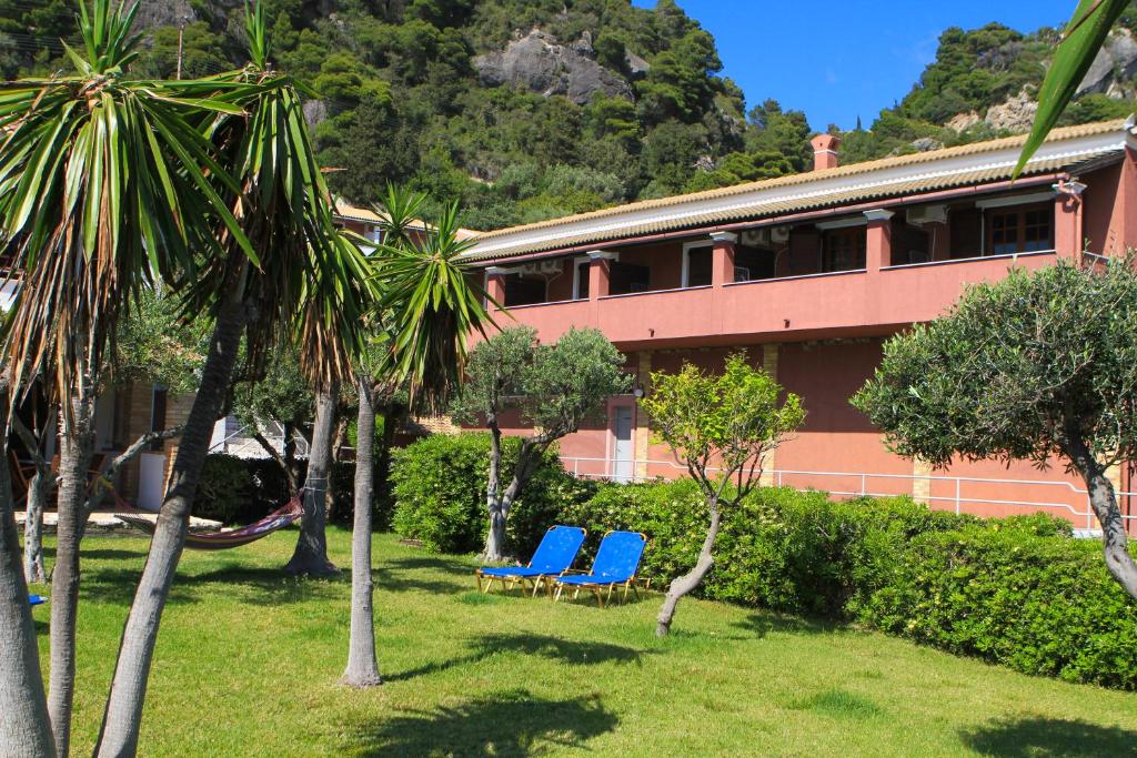Zahrada ubytování Glyfada Gorgona Apartments