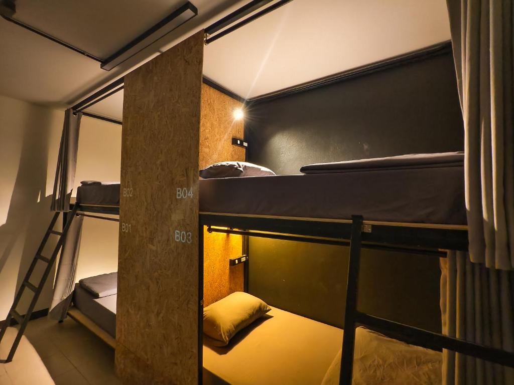 Postel nebo postele na pokoji v ubytování TIMN Hostel Female Only