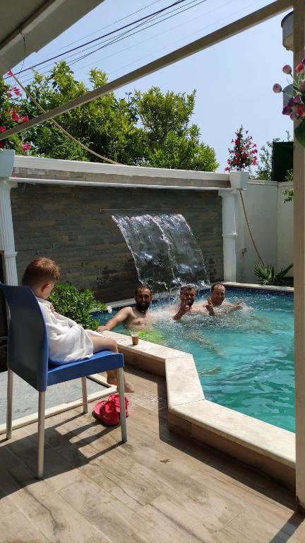Hosté ubytování Ilirida-Swimming pool & garden view rooms for rent