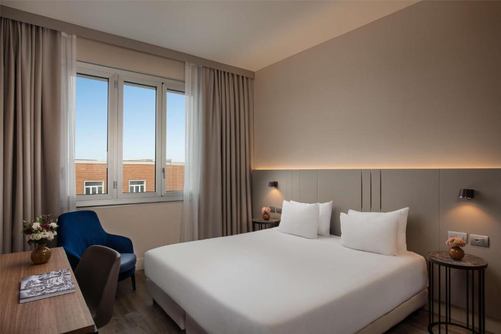 
Superior Room with View
