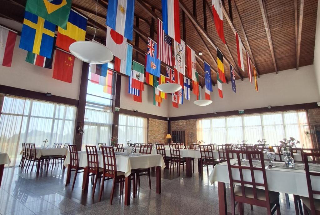Restaurace v ubytování Hotel i Aquapark Olender