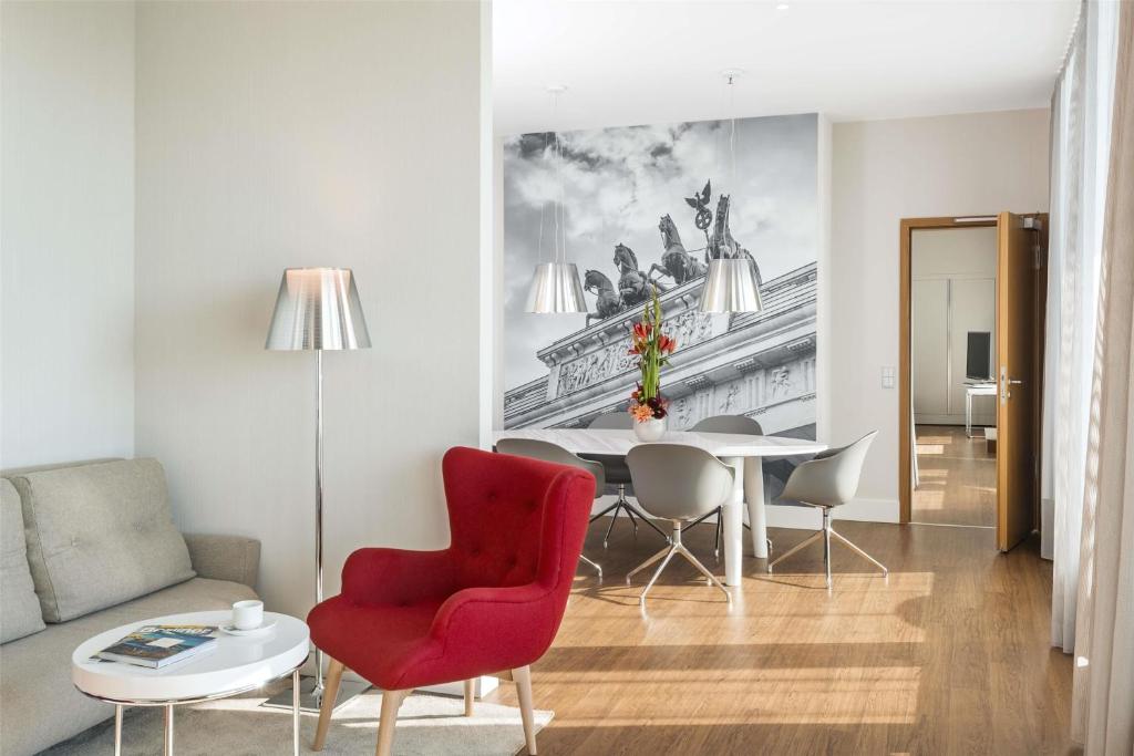 NH Collection Berlin Mitte Friedrichstrasse - Resim 21