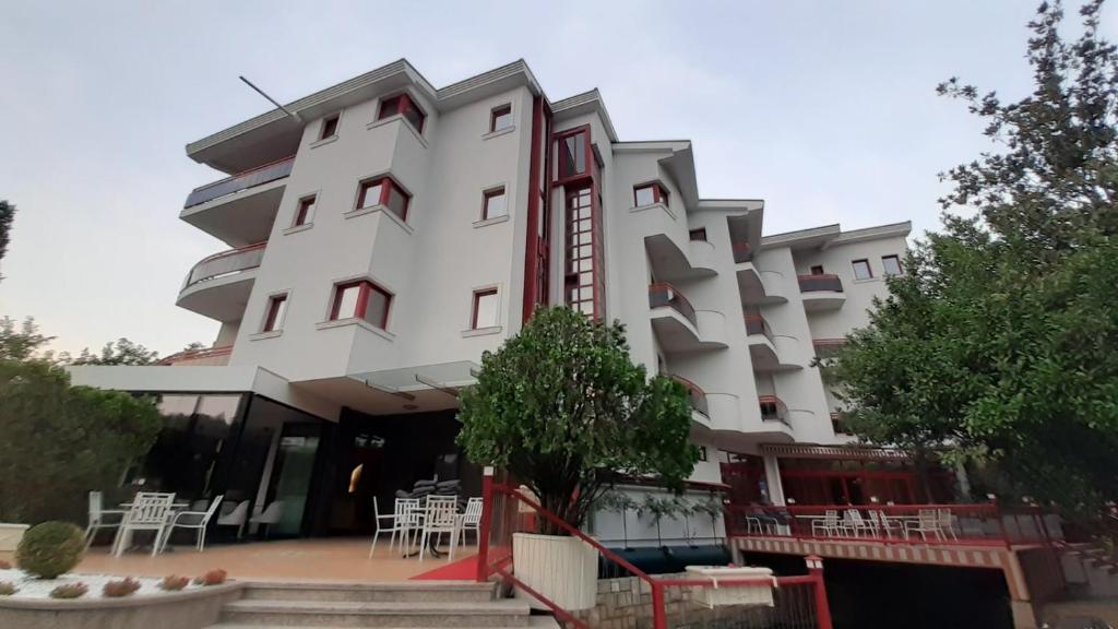 Budova, kde se hotel nachází