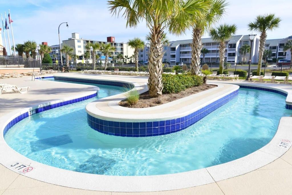 Bazén v ubytování Tilghman Resort Ocean View Paradise Aw Lazy River & Indoor Outdoor Pools nebo v jeho okolí