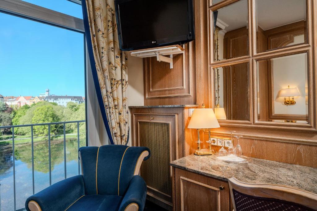 
Standard Double Room with Lake View
