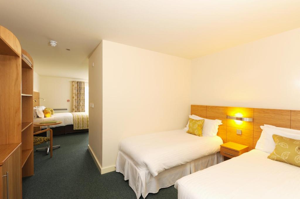 Croyde Bay Hotel or Self Catering - 