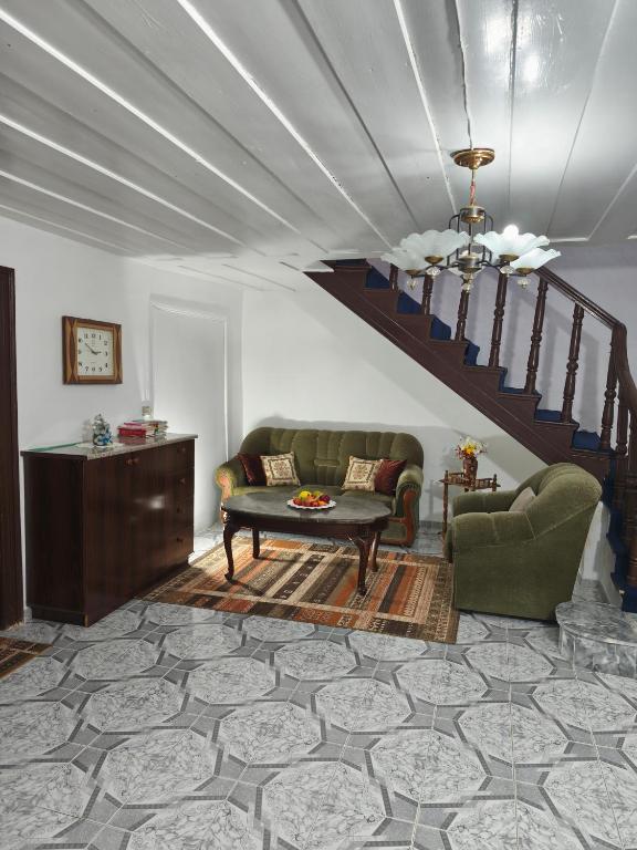 Posezení v ubytování oneTwoSleep GuestHouse
