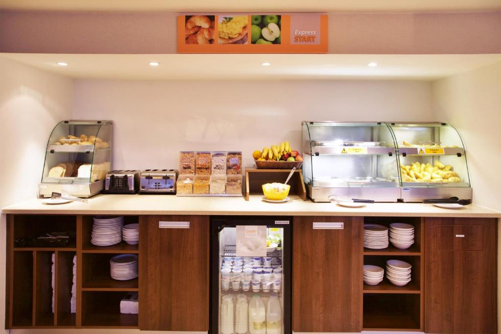 Holiday Inn Express London Victoria by IHG - Resim 41