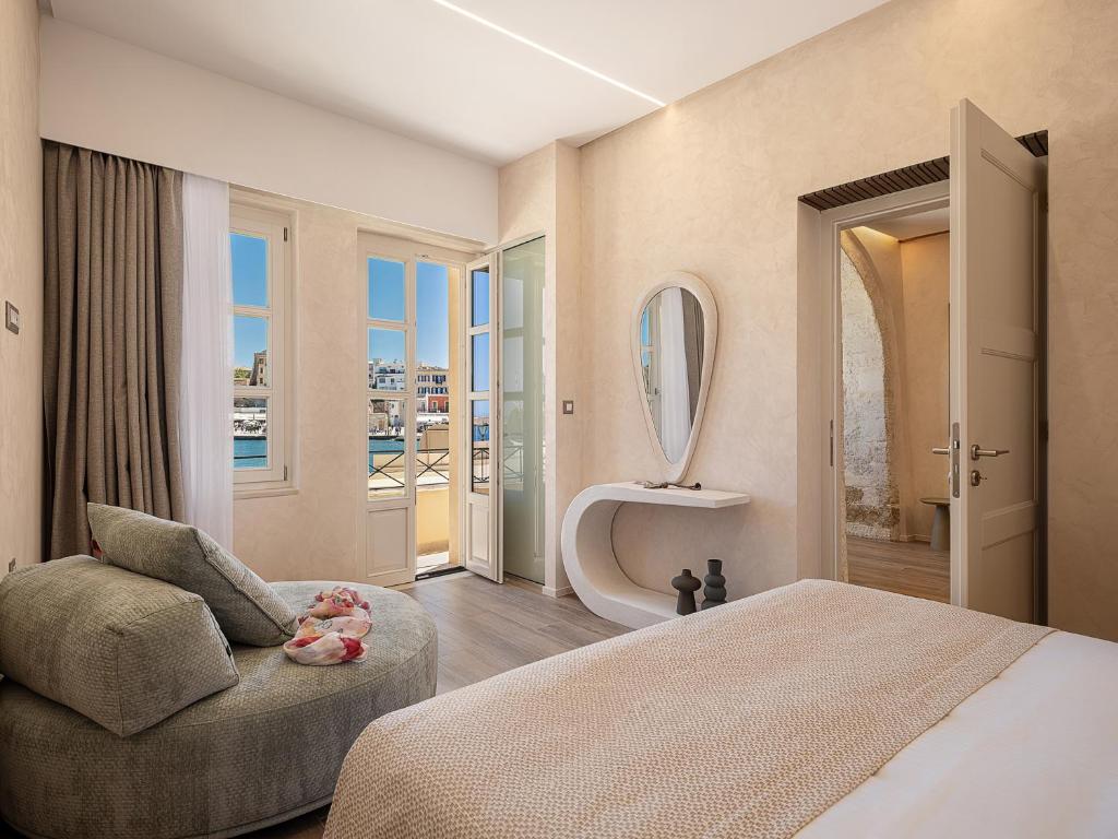Venetian Harbour Residence