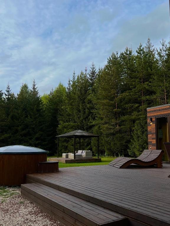 Fotografie z fotogalerie ubytování Roheluse metsamaja with hot tub and sauna v destinaci Kõrve Üks