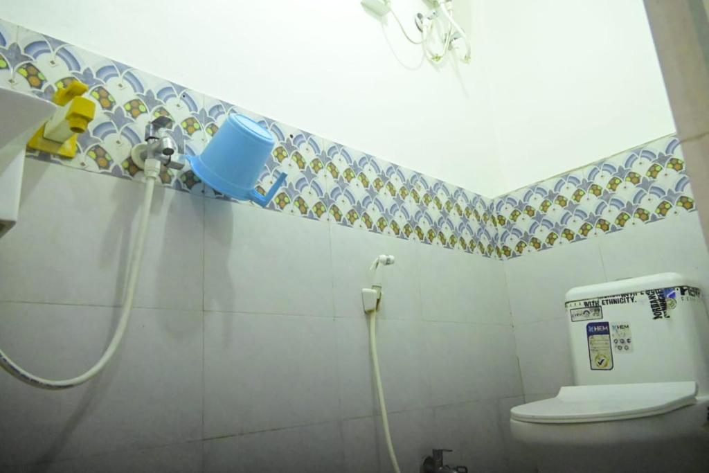 Vannituba majutusasutuses Bajrangbali guest house