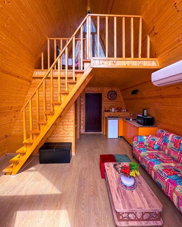 Kuchyň nebo kuchyňský kout v ubytování Cozy House Gulebi