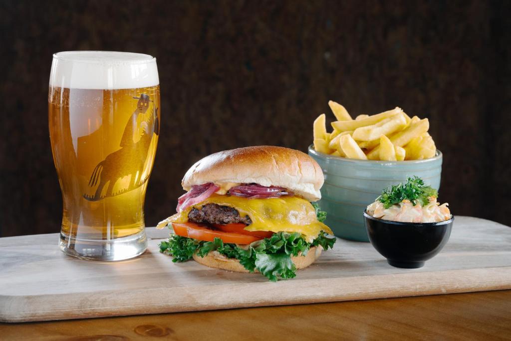 Hotel Kriunes - Resim 5