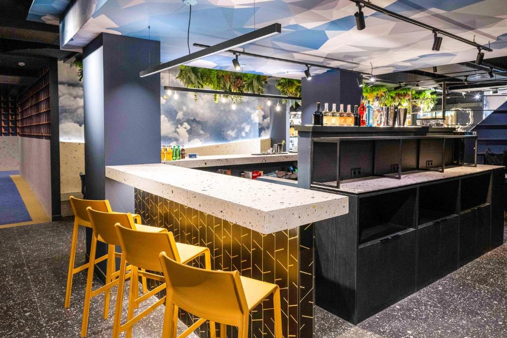 Hotel Pathos by Mimood Aparthotels - Resim 4